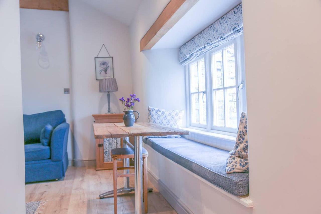 Skittles - Charming One Bedroom Apartment - Parking - Easy Access To Bath Box  Exterior foto